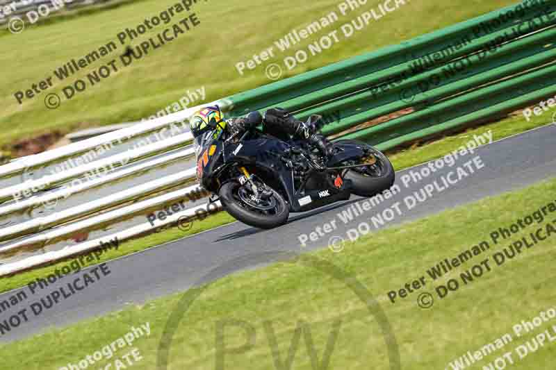 enduro digital images;event digital images;eventdigitalimages;mallory park;mallory park photographs;mallory park trackday;mallory park trackday photographs;no limits trackdays;peter wileman photography;racing digital images;trackday digital images;trackday photos